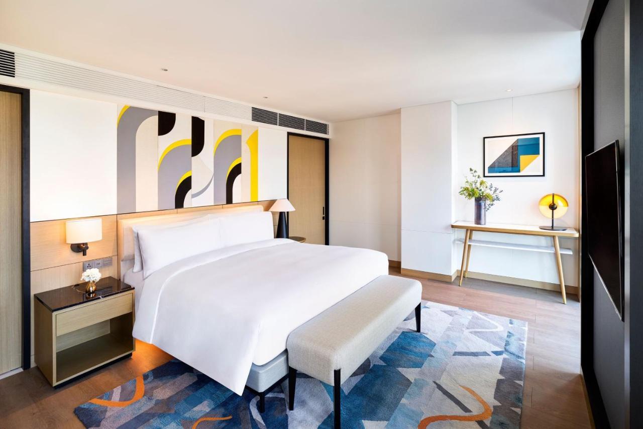 Hotel Le Meridien Myeongdong 5*